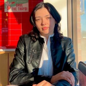 Meet your Posher, Isabella